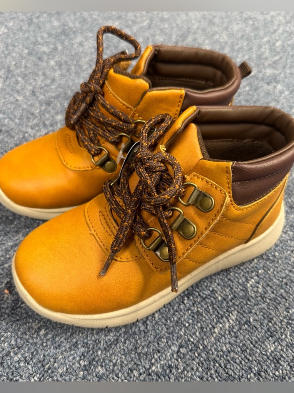 Falls Creek Kids Tan High-Top Lace-Up Boots Size 10